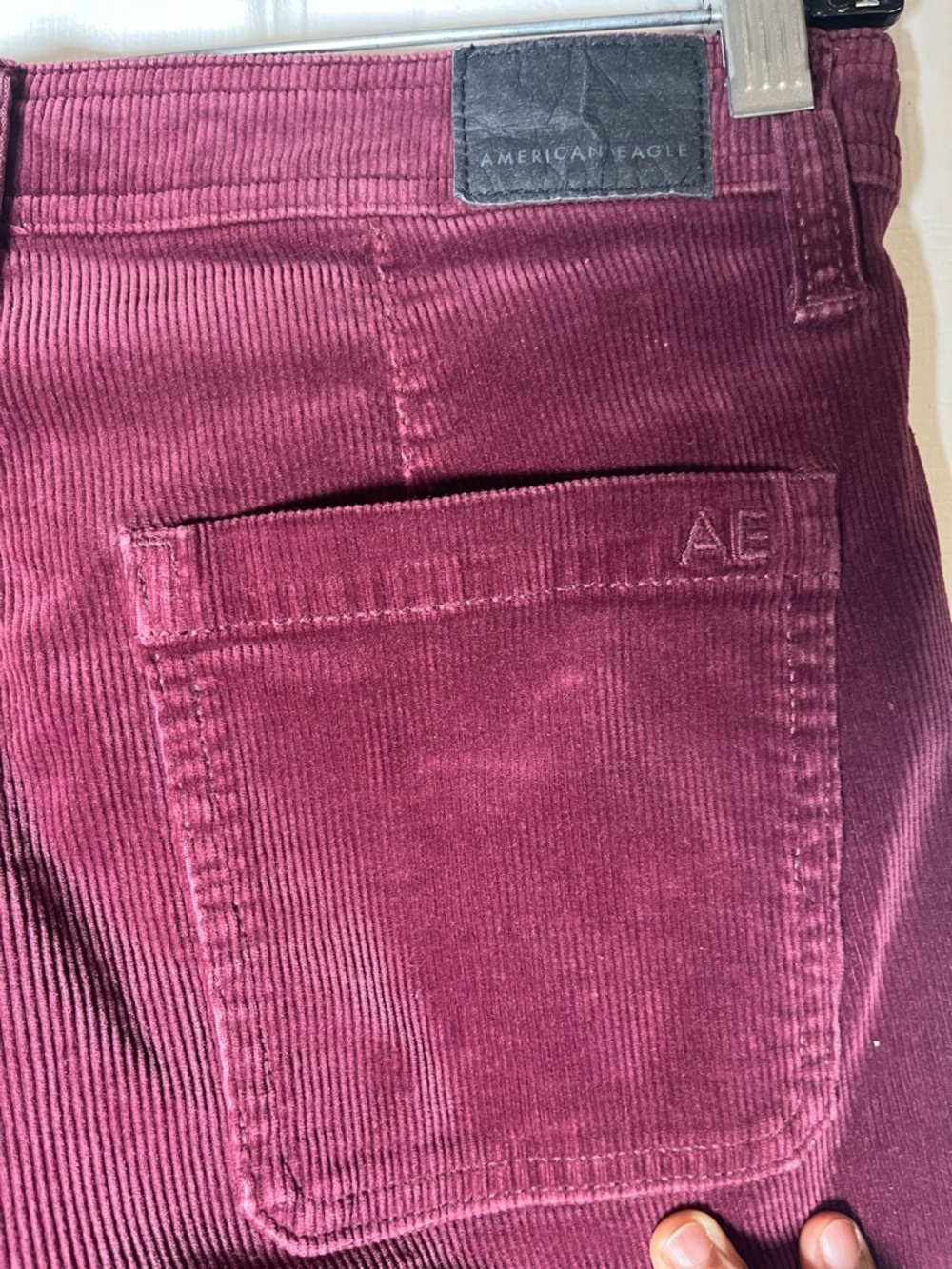 American Eagle Super Stretch Corduroy Skinny Pants Burgundy Button Fly Size 2 - Picture 10 of 16